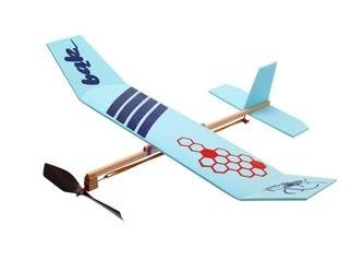 Model z napędem gumowym BĄK