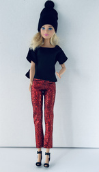 Zestaw ubranek dla lalki spodnie, bluzka i czapka